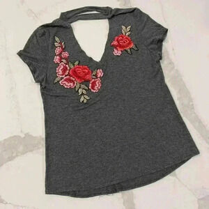 Say Anything Gray Short Sleeve Shirt Floral Embroidery Choker Style Womens Large
